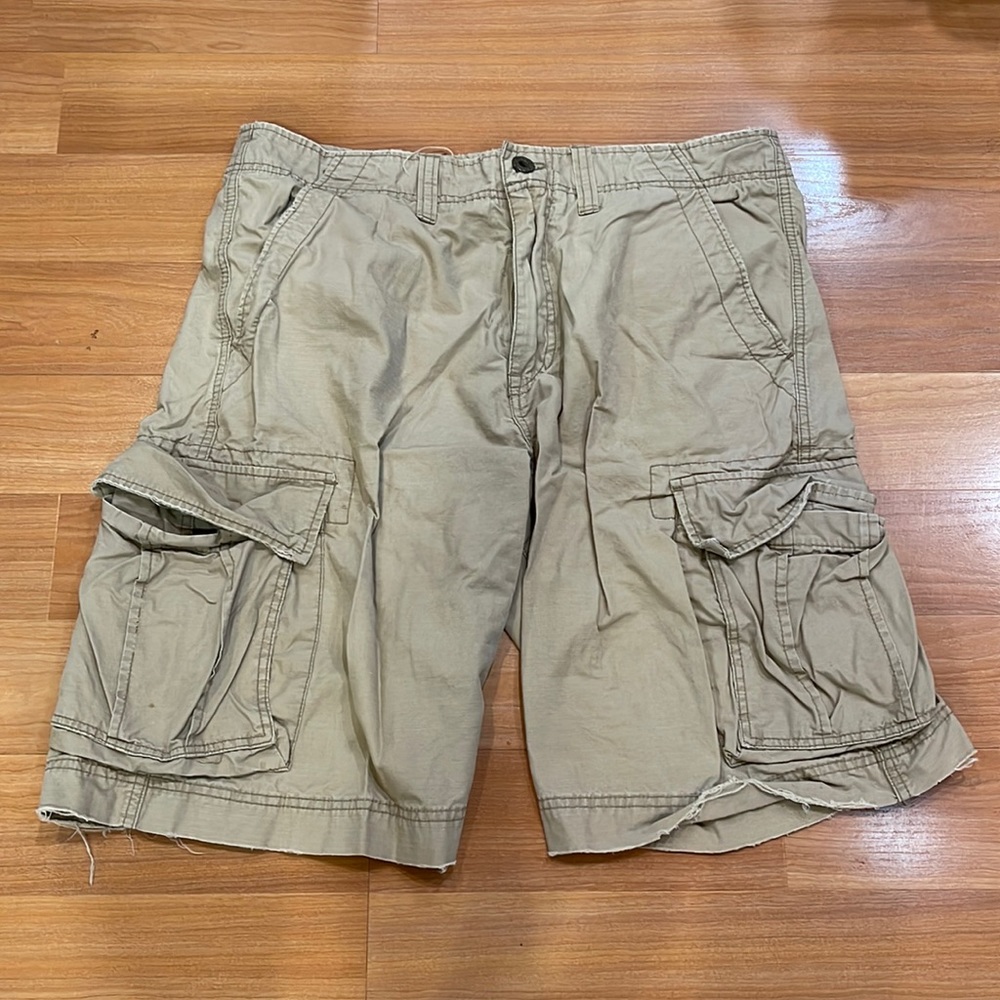 American Eagle Lightweight Slightly Distressed Ca… - image 1